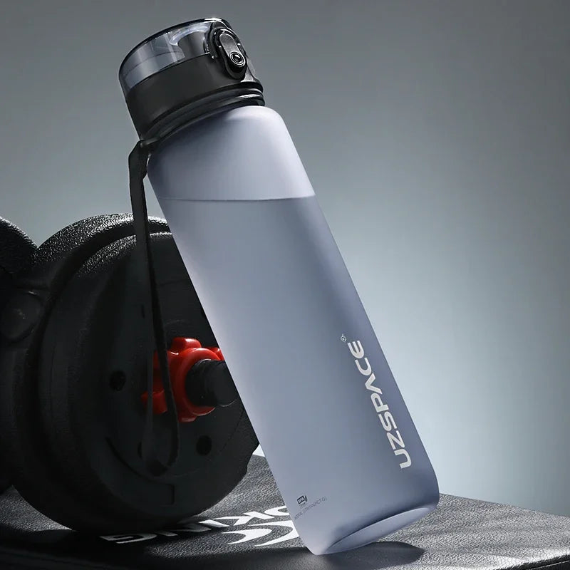 Garrafa de Água Esportivo com Shaker - Ideal para Viagens e Treinos