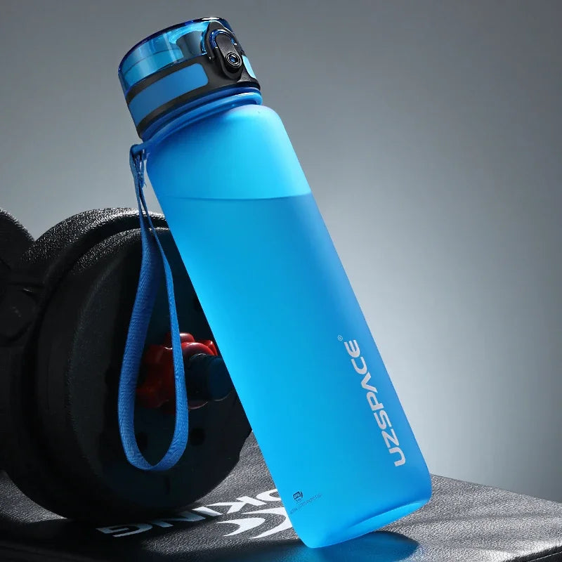Garrafa de Água Esportivo com Shaker - Ideal para Viagens e Treinos